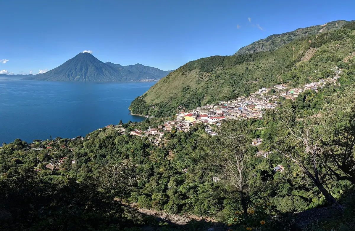 Santa Cruz La Laguna on its hillside